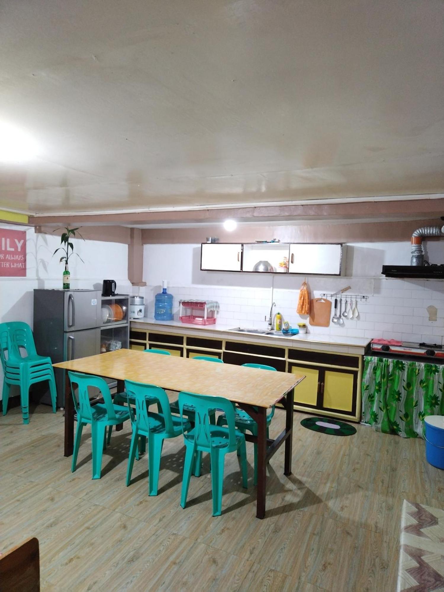 Zeb'S Transient House And Tour Apartment Baguio City Room photo